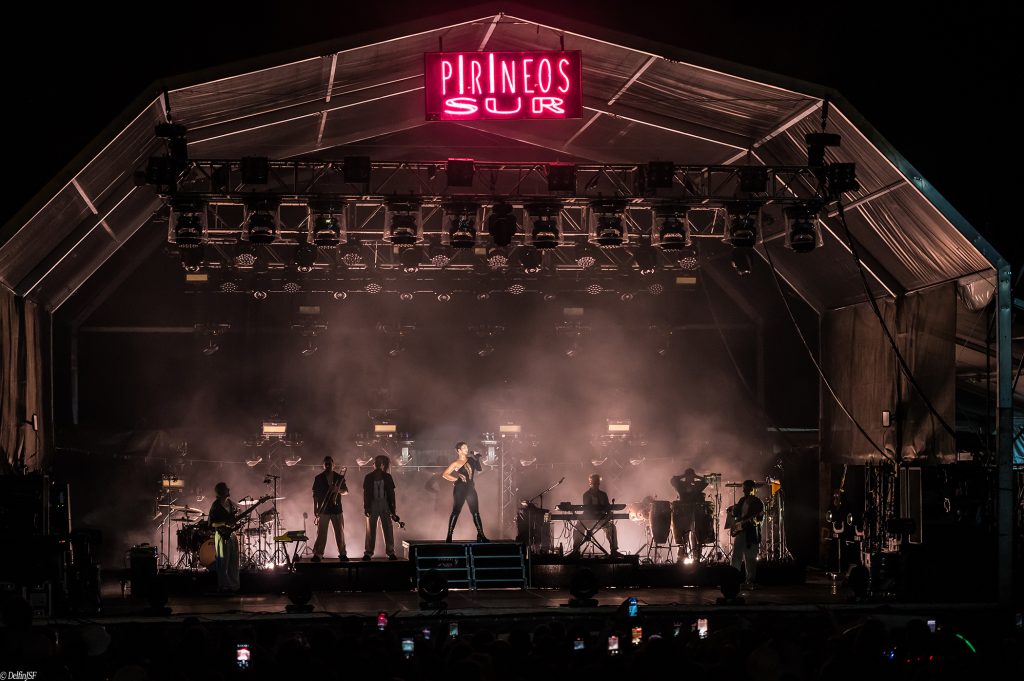 Nathy Peluso arrasa en la última noche de Pirineos Sur. Fotografías del concierto realizado en el festival Pirineos Sur el 06 de agosto de 2022. Fotos DelfinJSF
